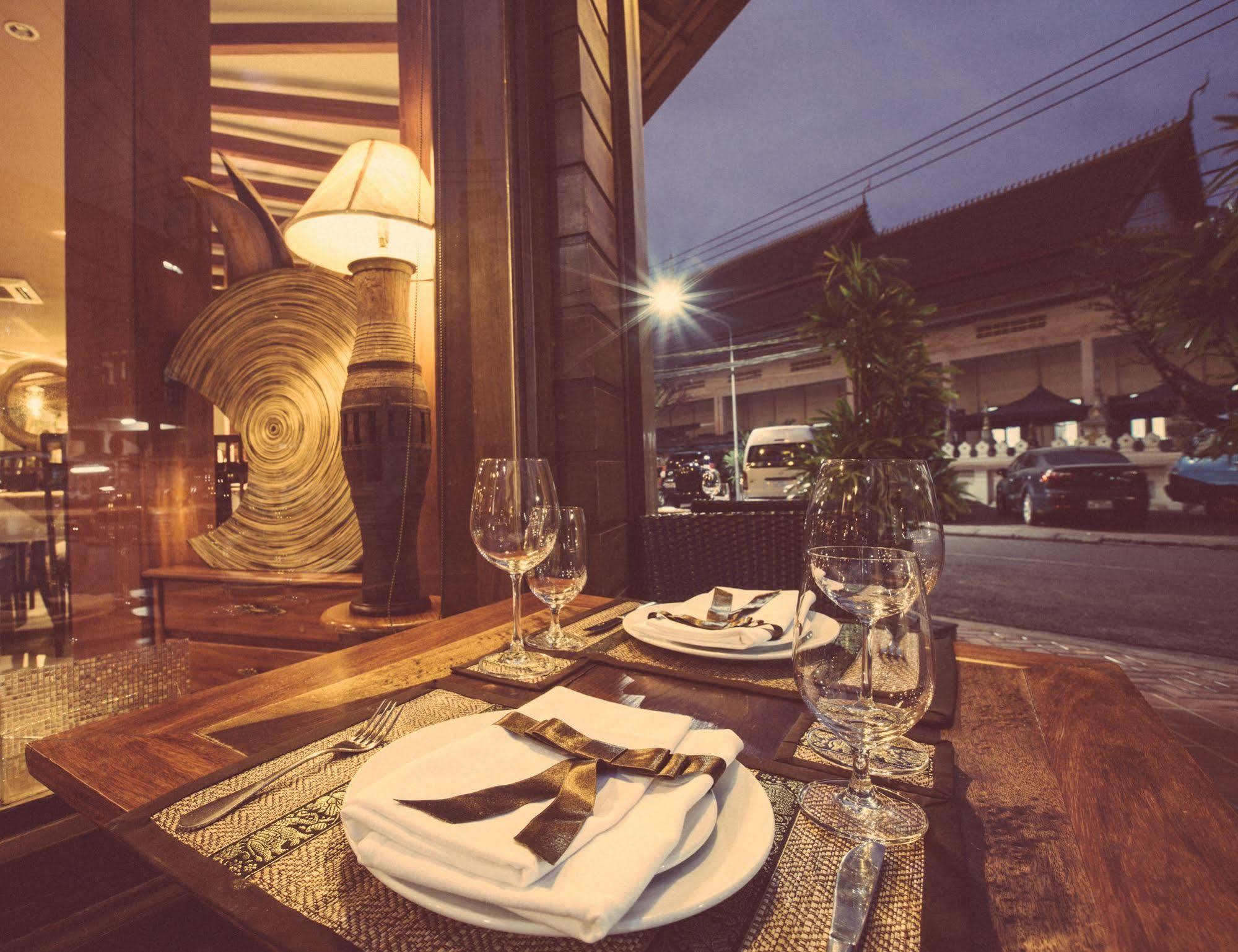 Salana Boutique Hotel Vientiane Exterior photo